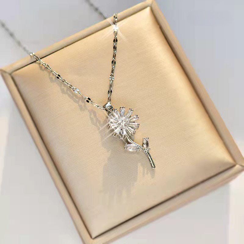 Flower Rotation Pendant Necklace